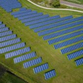 Φωτοβολταϊκά Πάρκα: Μια Επιχειρηματική Λύση για Βιώσιμη Ενέργεια